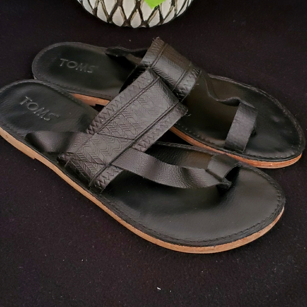 Black Sandals